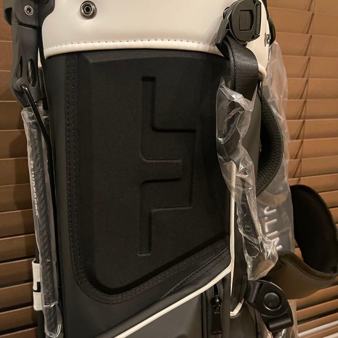 新作J.LINDEBERG ジェイリンドバーグ 高級 キャディバッグ カーボン黒