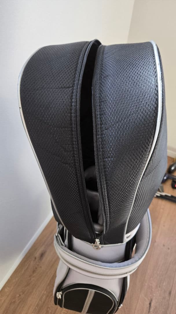 Nike ナイキ キャディバッグ ゴルフバッグ 黒/白