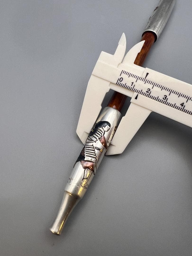 eee”即購入ok 銀煙管　武士梅図　金赤銅象嵌　キセル　銀細工　アンティ