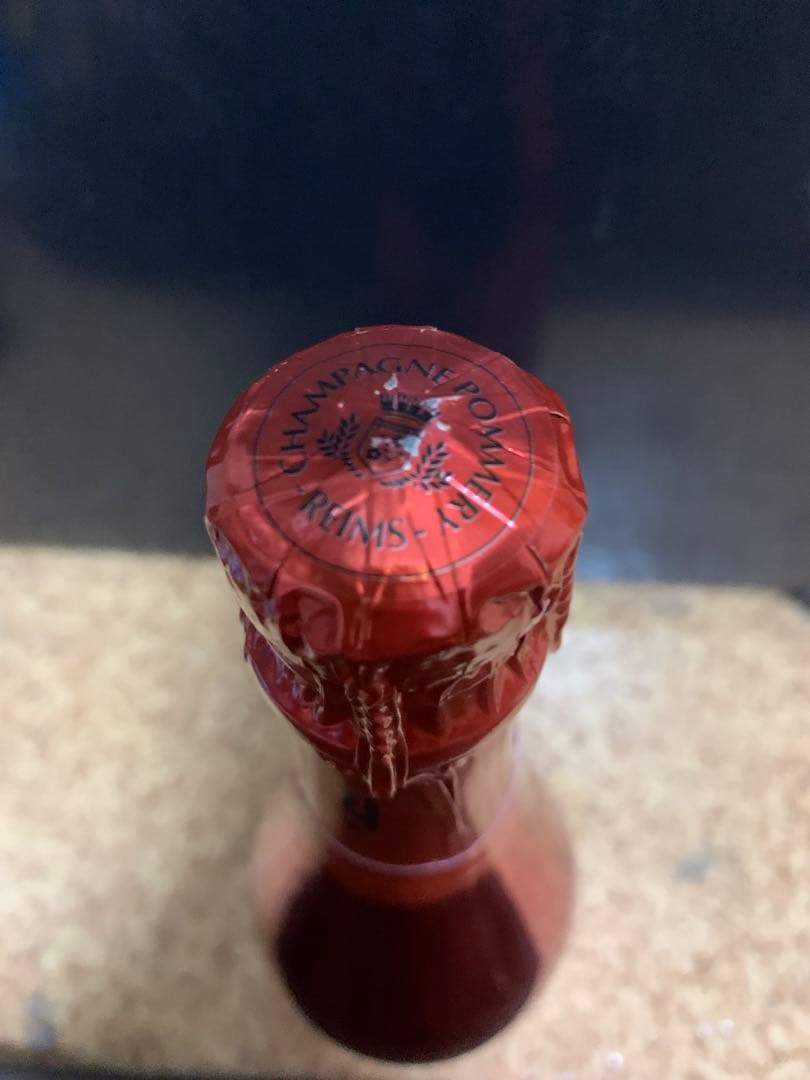 Y by YOSHIKIシャンパン 赤 ロゼ　750ml 12.5% ポメリー