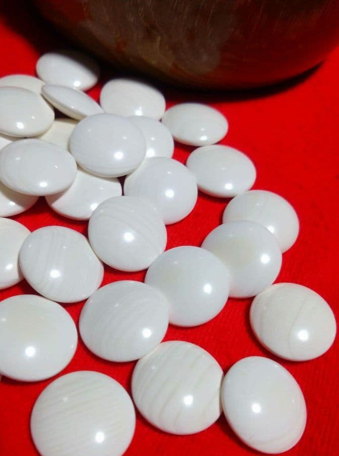 【囲碁】本蛤碁石　那智黒石8.1/8.3ミリ　30号　栗碁笥