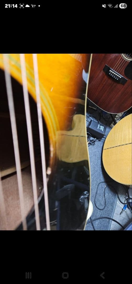 アコースティックギター サンバースト ハードケース付き