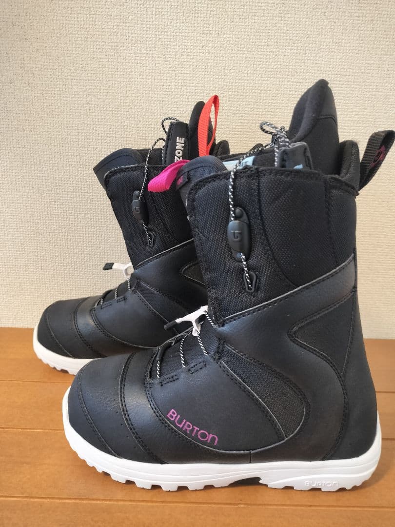 超美品 BURTON バートン Mint スノーボードブーツ 23.5cm