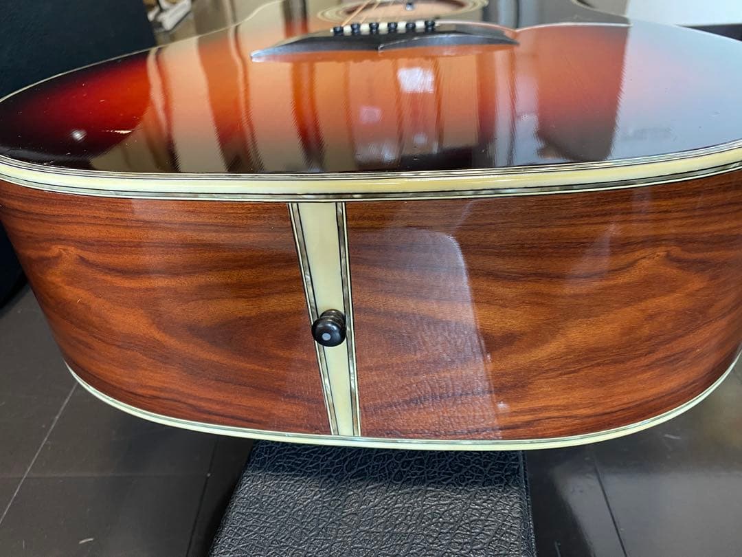 アコースティックギター　k.yairi