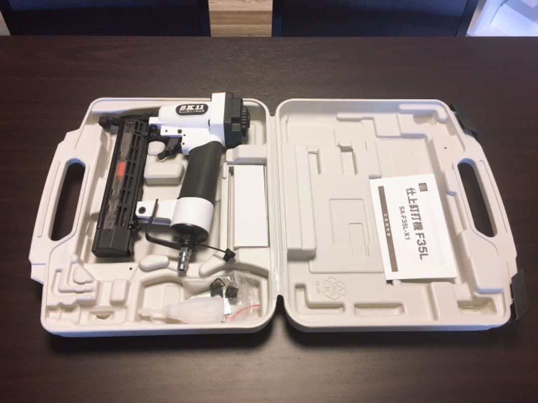 仕上げ釘打機 SK11