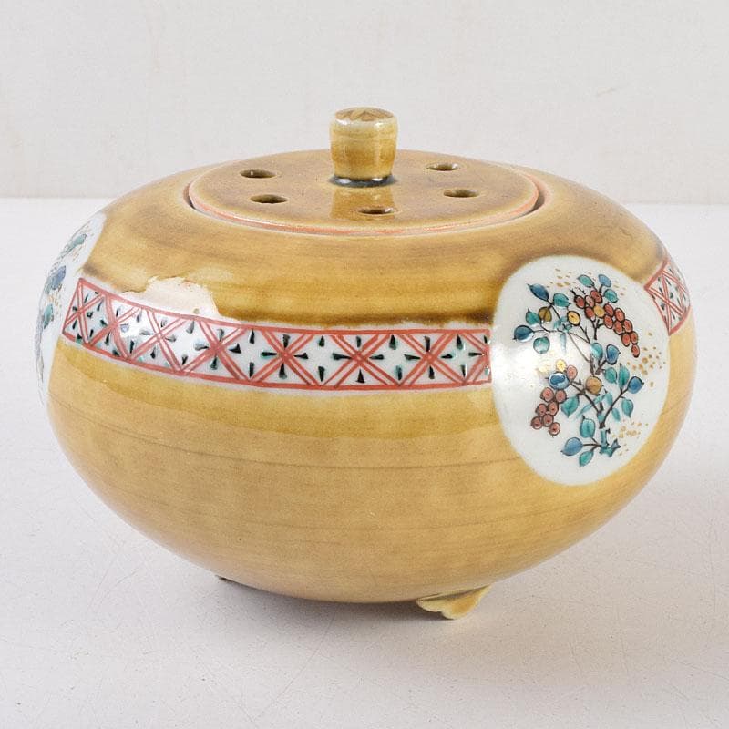 九谷焼　秋塘陶園　中村翠恒作　色絵　丸花文　透かし蓋　香炉　共箱　C　R9250