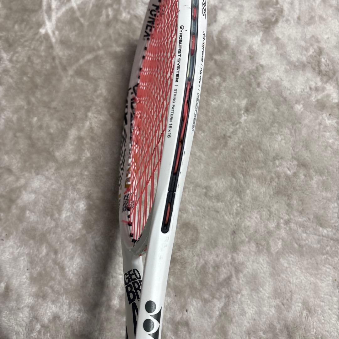 美品 YONEX ジオブレイク70S