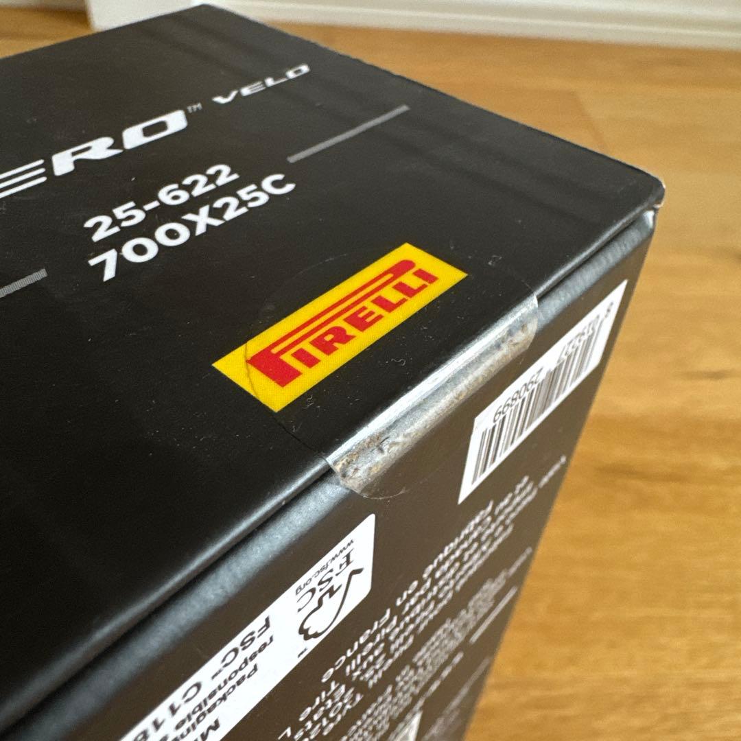 Pirelli P ZERO VELO 700x25C クリンチャータイヤ