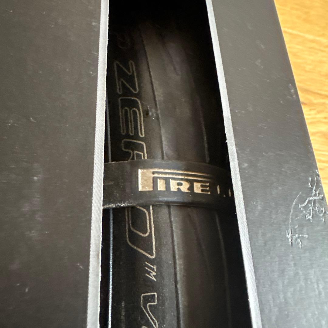 Pirelli P ZERO VELO 700x25C クリンチャータイヤ