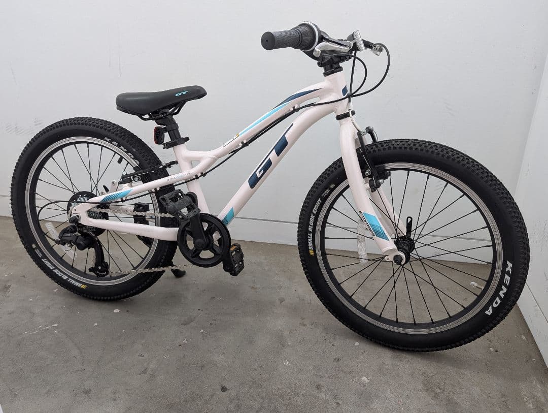 『週末価格！』 GT STOMPER ACE 20インチ キッズバイク 7段変速