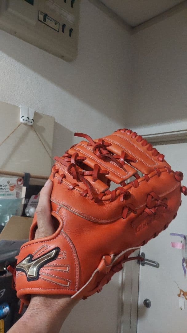 ミズノ 軟式ファーストミット大人用～子供用の間くらい