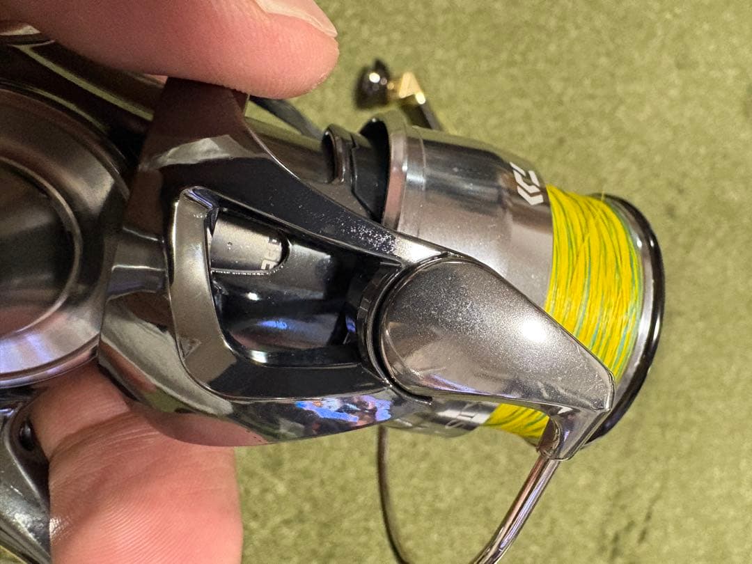 DAIWA 22 EXIST LT2500S リール