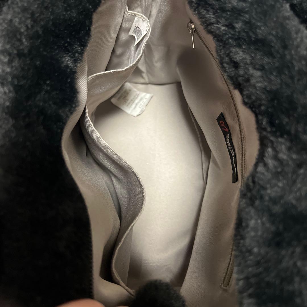 マスターバニー 黒ファーバッグ