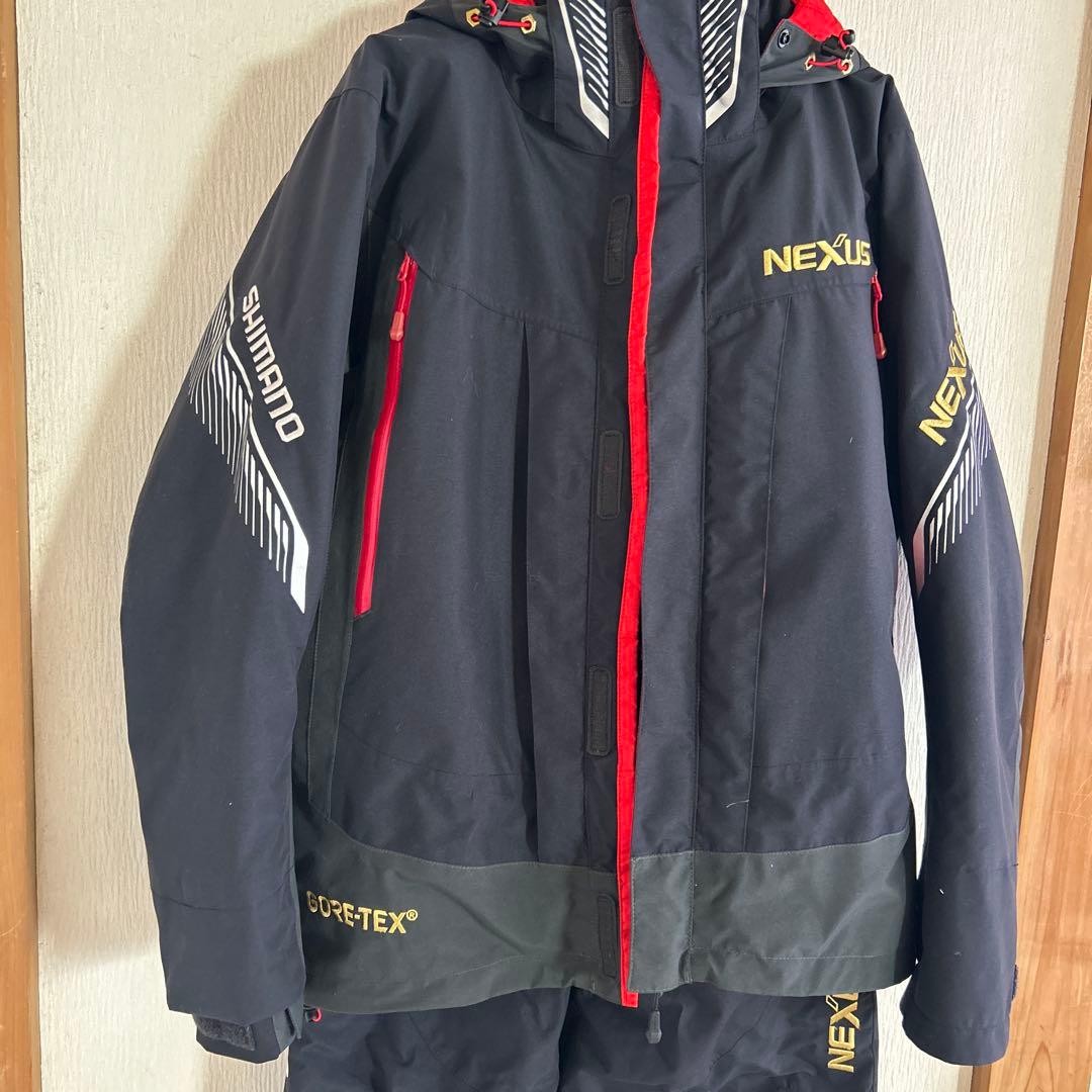 シマノ　NEXUS GORE-TEX防寒着　上下セット