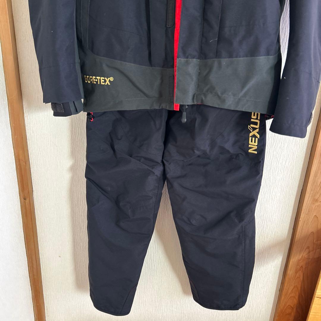 シマノ　NEXUS GORE-TEX防寒着　上下セット