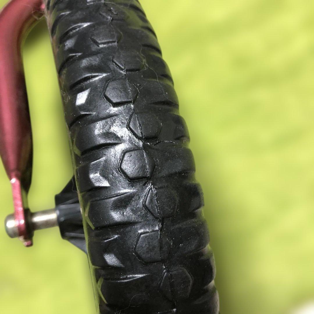 美品 ストライダーPRO マルーン 限定色 キックバイク　　本体