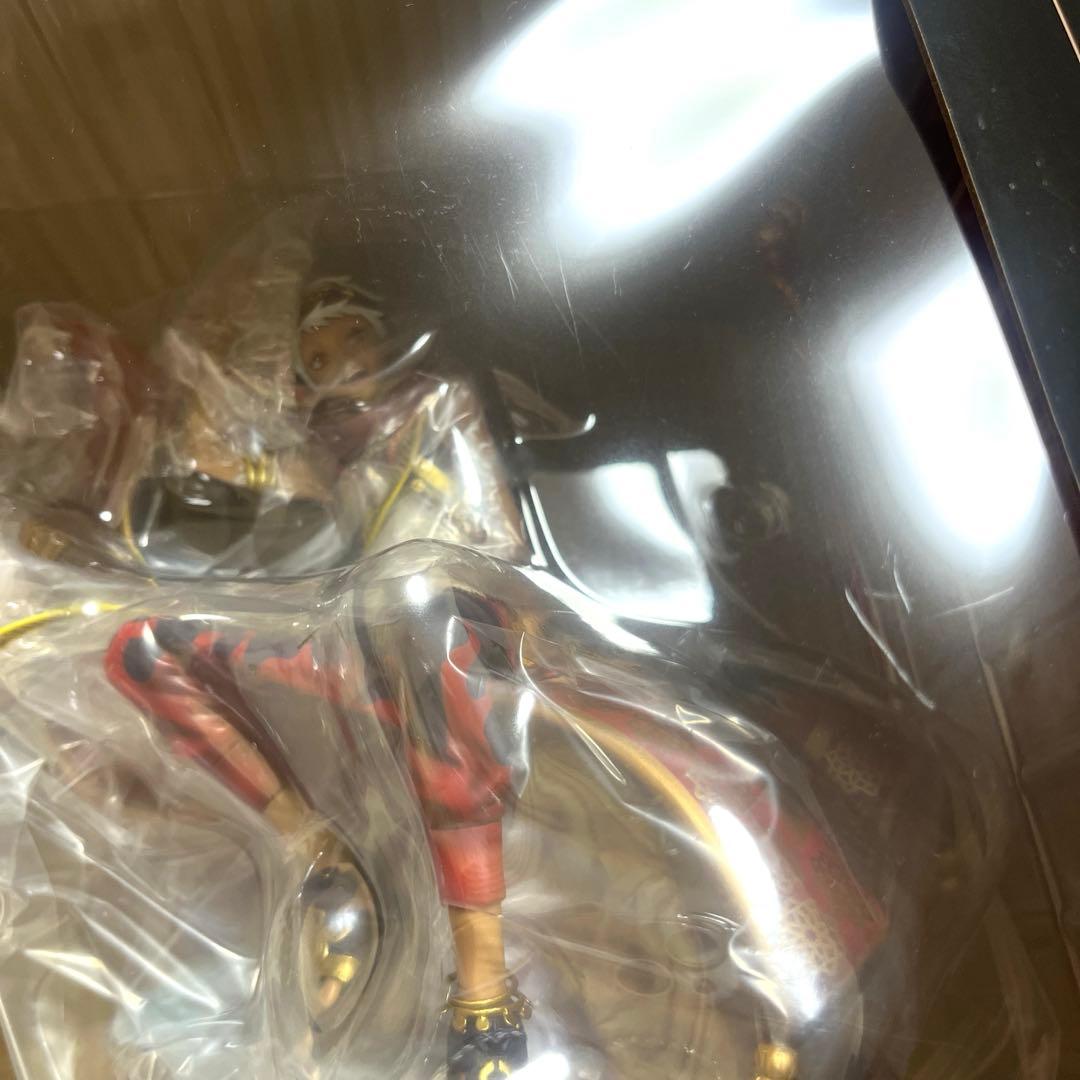 ツイステッドワンダーランド カリム・アルアジーム　1/8スケールフィギュア