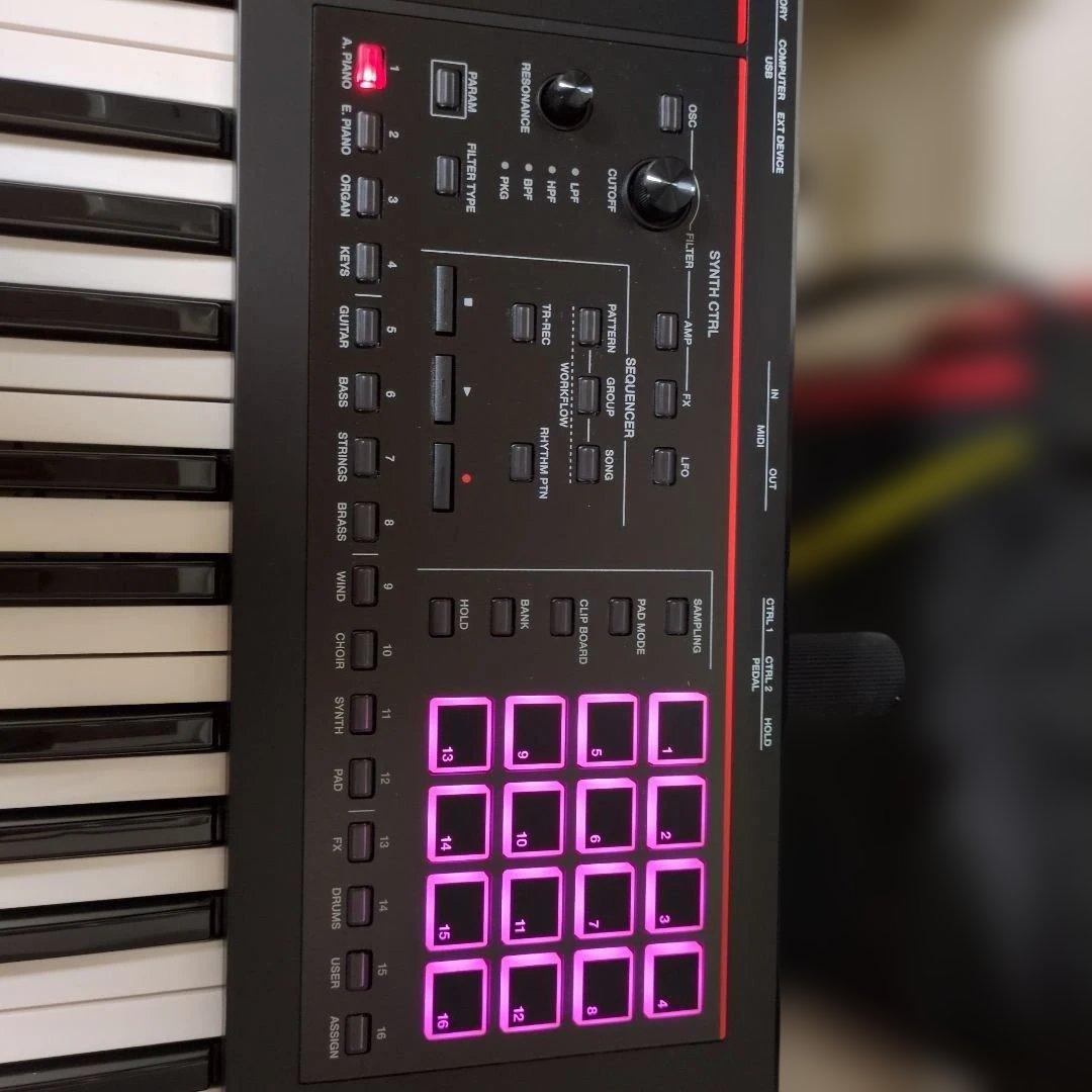 Roland FANTOM 07 専用ケース付き