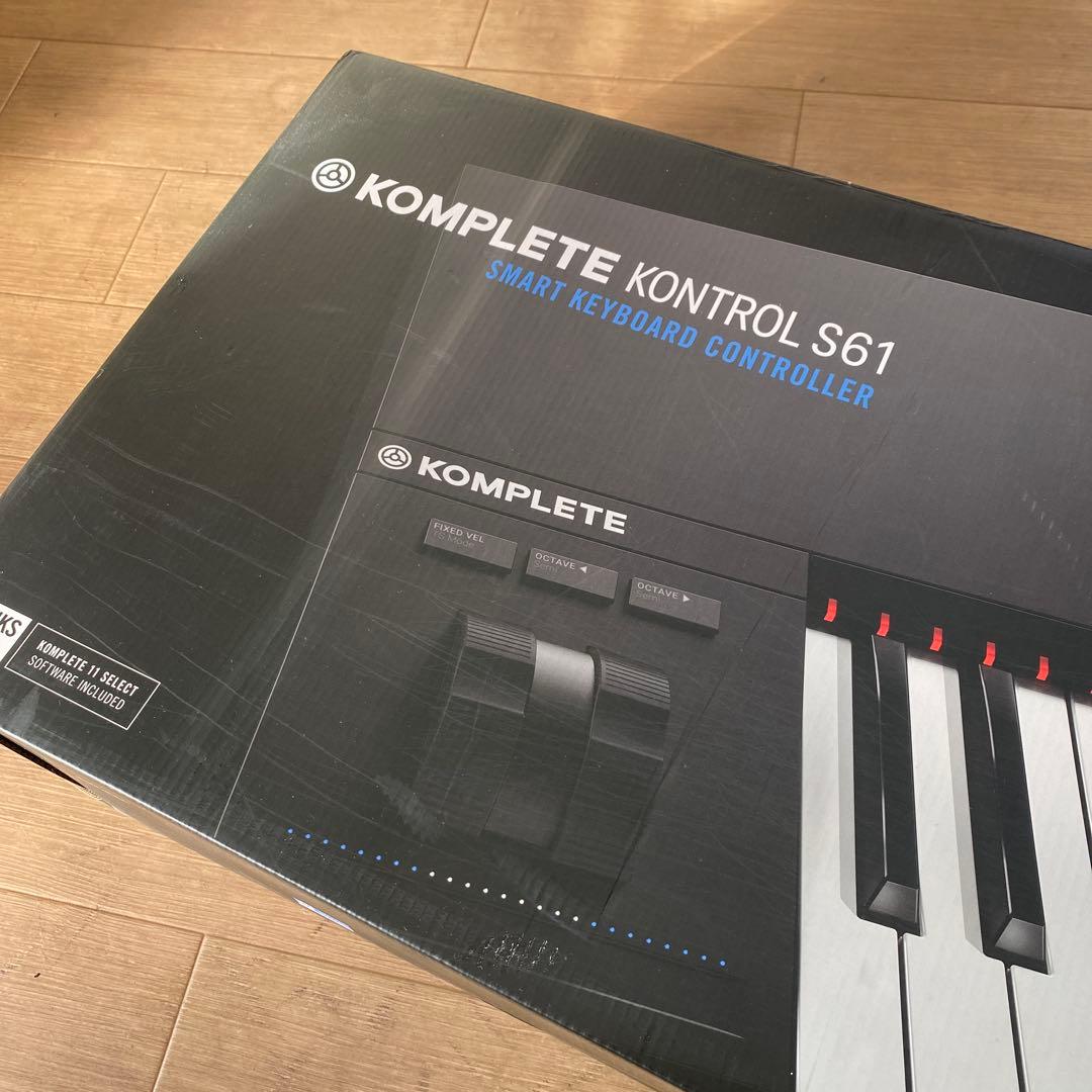 【極美品】KOMPLETE KONTROL S61 MK2 ブック、防塵カバー付