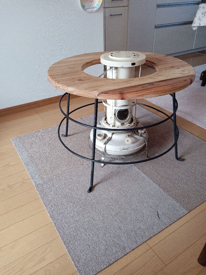 アウトドアテーブル　バーベキューテーブル　対流式ストーブ