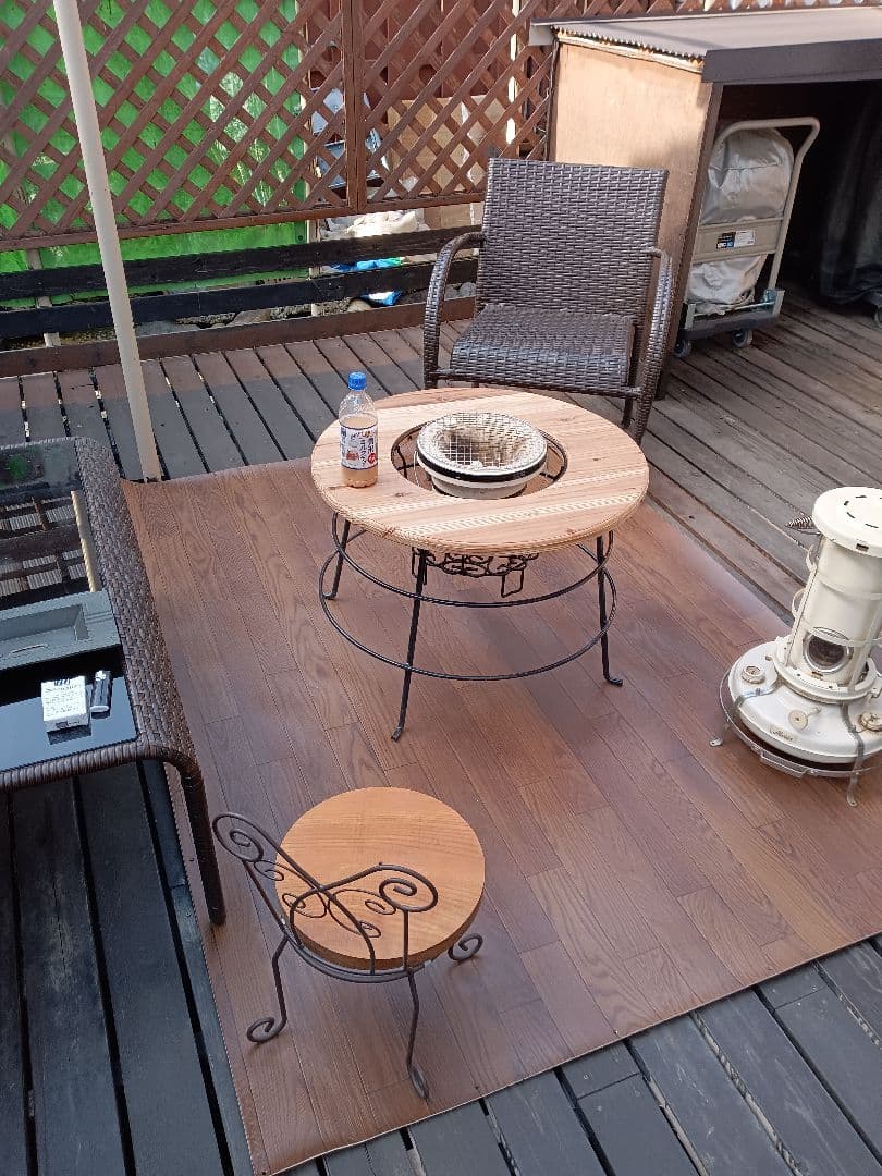 アウトドアテーブル　バーベキューテーブル　対流式ストーブ