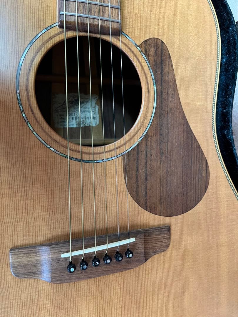 ほぼ未使用、k.ヤイリです!