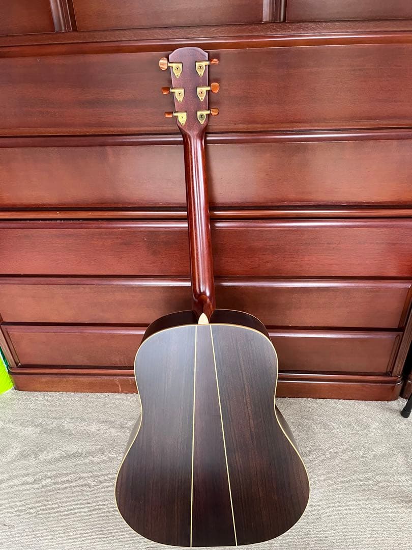 ほぼ未使用、k.ヤイリです!