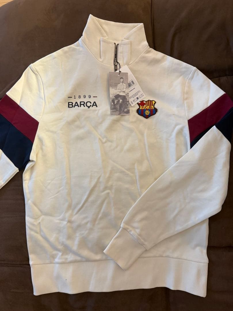 【新品未使用】FCバルセロナ ホワイト ハイネック トレーナー