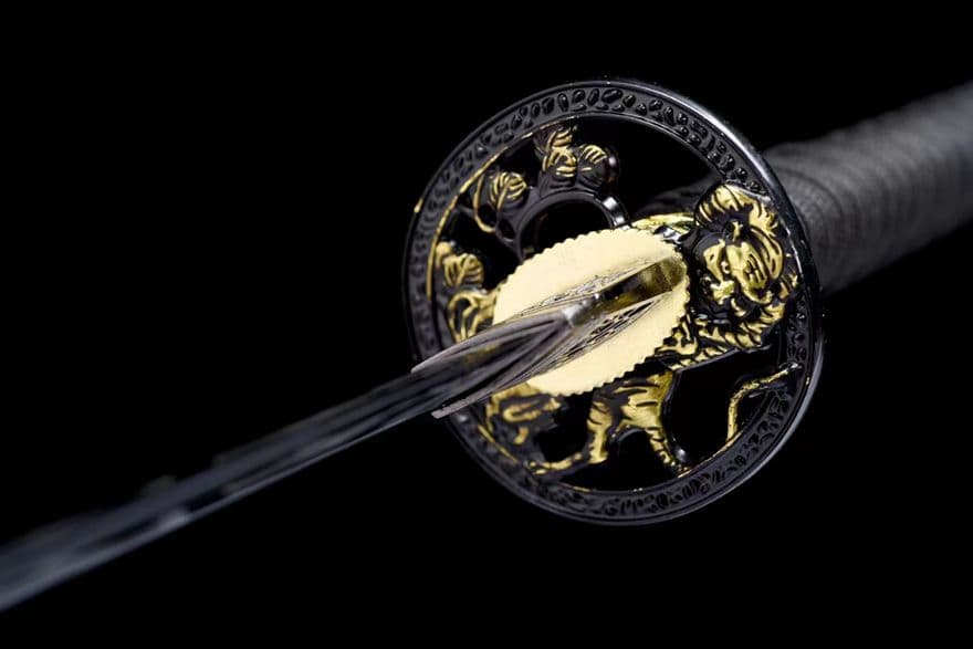 高性能マンガン鋼発黒『古典虎長刀』武具　刀装具　日本刀　模造刀 居合刀