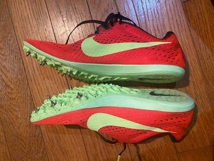 NIKE スパイク　ズームヴィクトリー