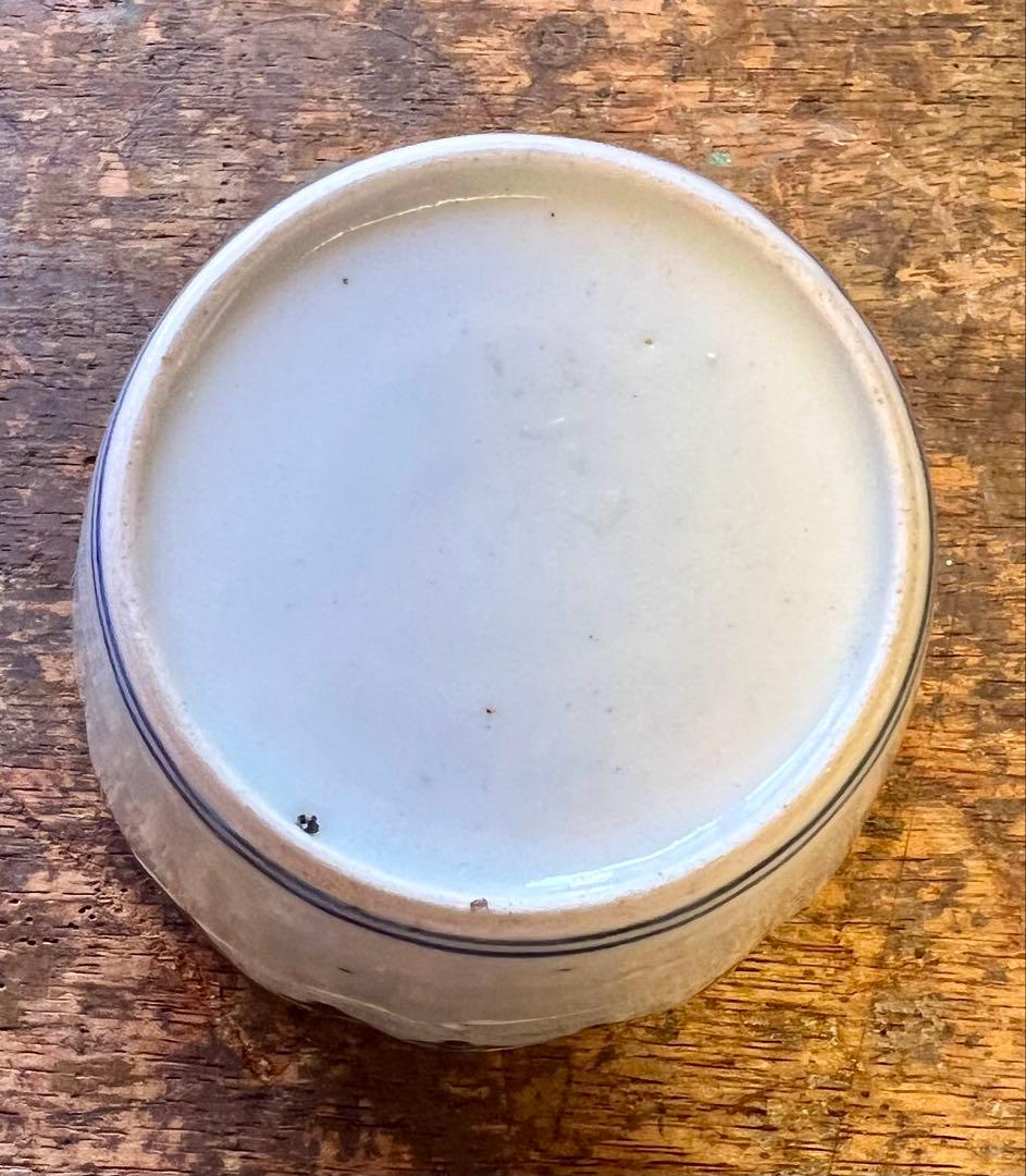 古伊万里　染付　大ぶりなそば猪口　アンティーク　古陶磁器　酒器　カフェ　参考品