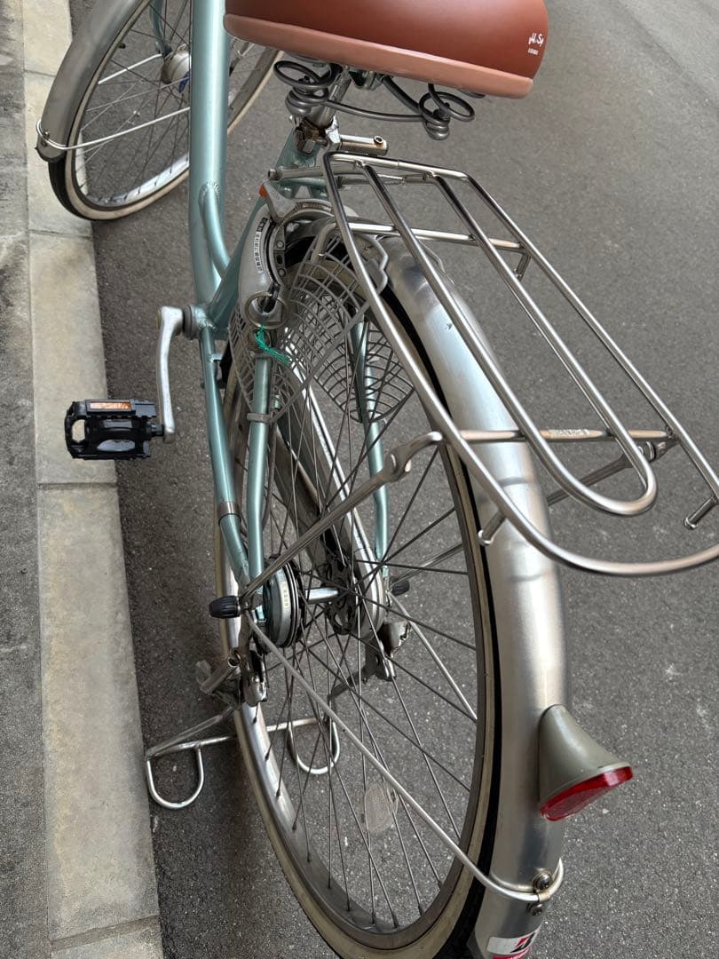 <ステンレスデカカゴ・デカサドル>ブリヂストン　アルミ自転車