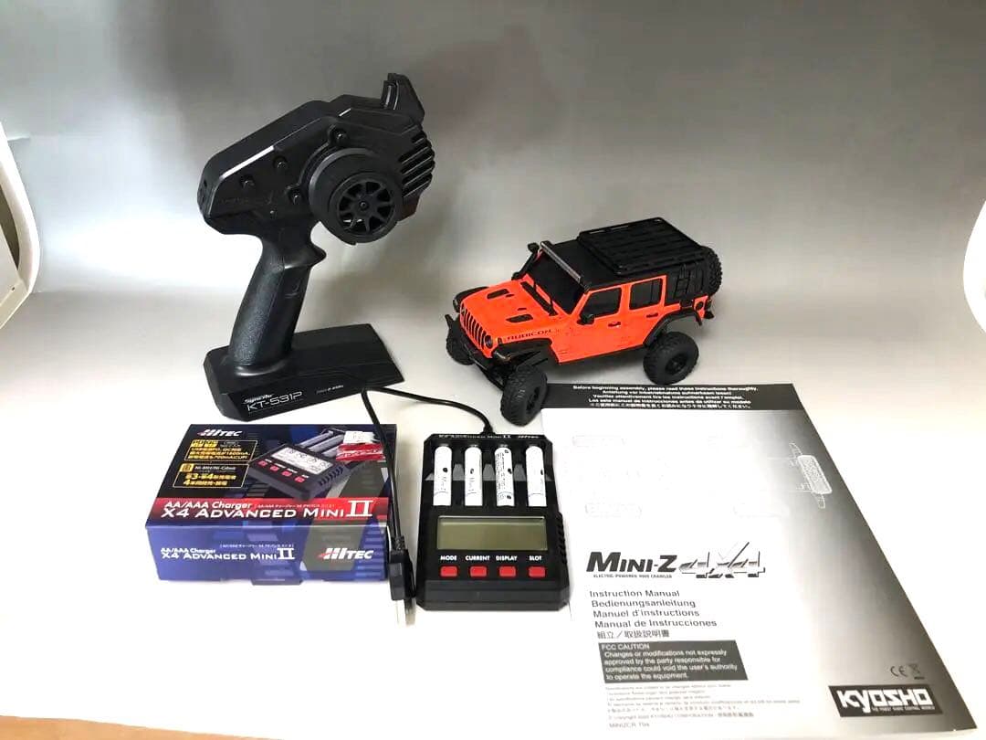 京商ミニッツ　4×4 中古　充電装置付き