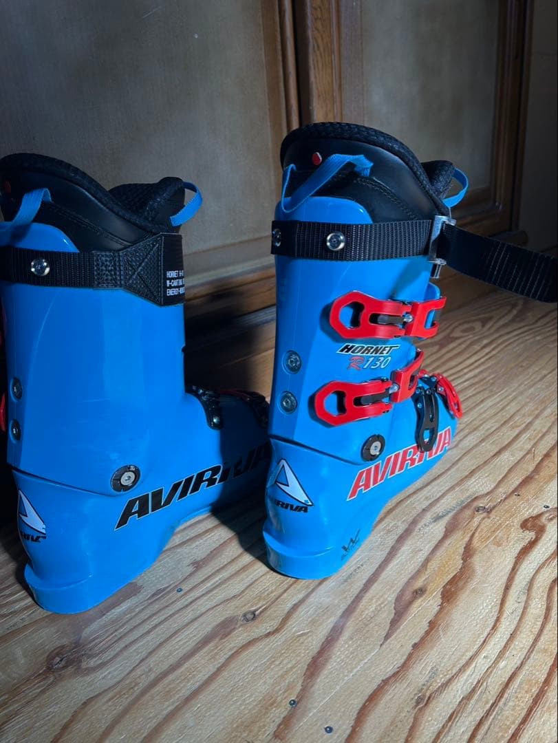 スキー AVIRIVA HORNET R130
