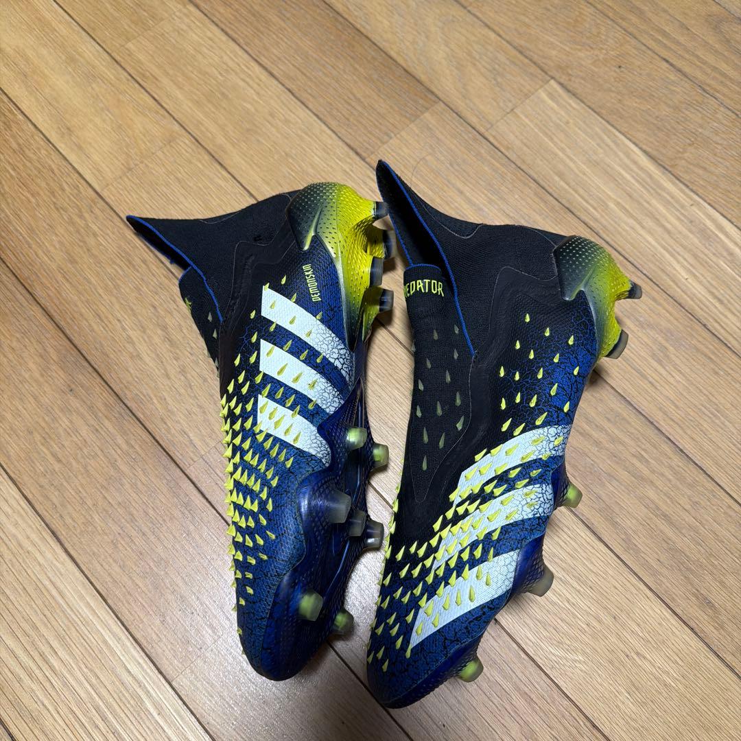 破格アディダスプレデターfg紐なし27.0cm