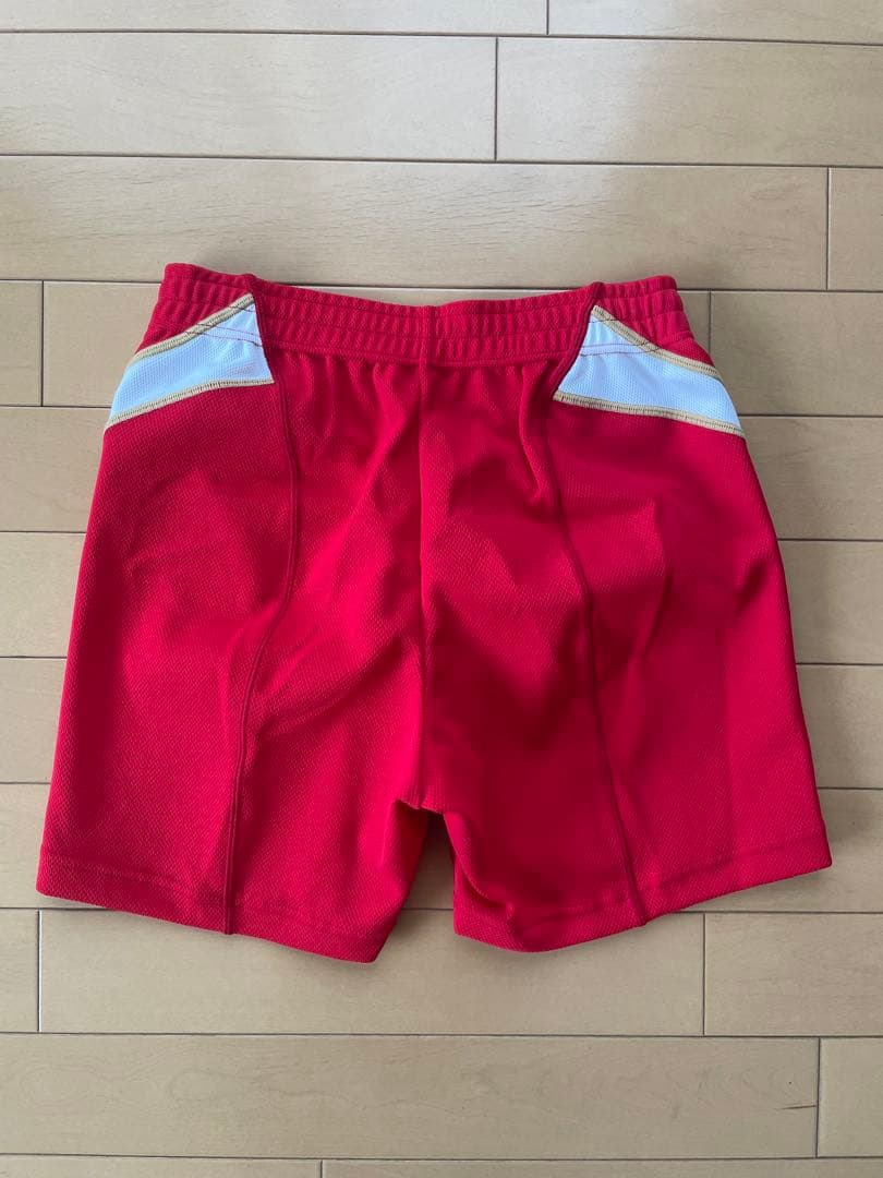 タグ付未使用品　ミズノ　Mizuno バレーボール パンツ 練習着　赤　XO