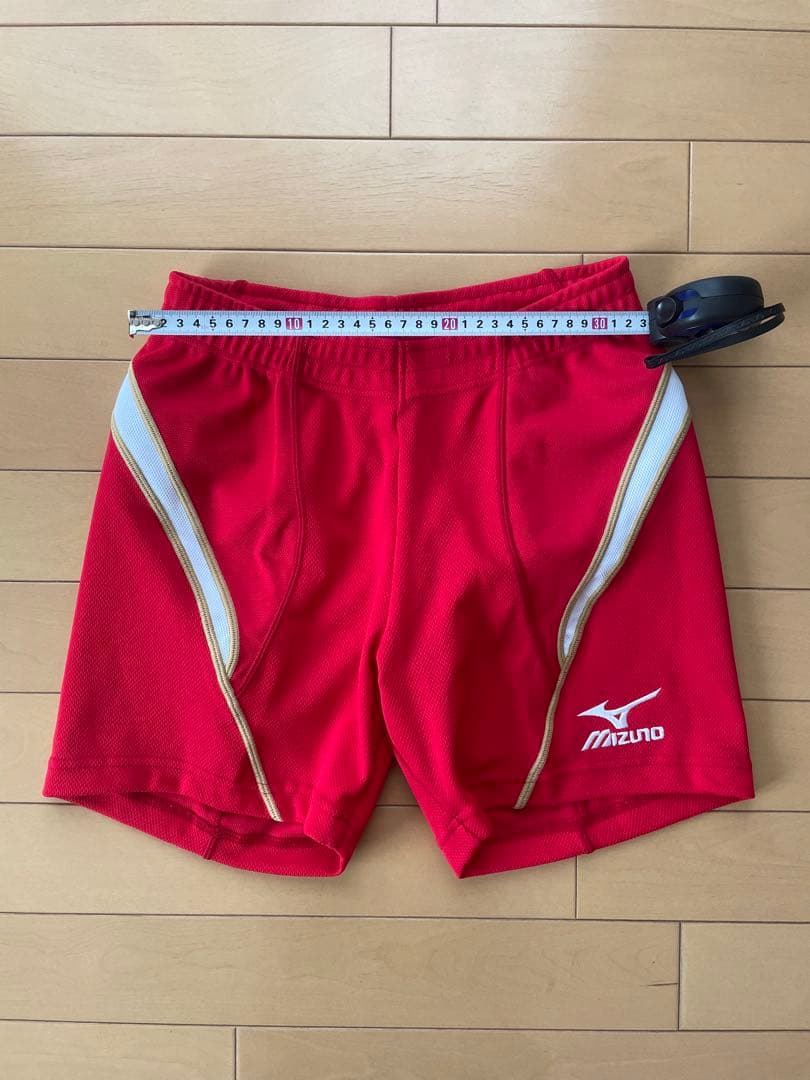 タグ付未使用品　ミズノ　Mizuno バレーボール パンツ 練習着　赤　XO