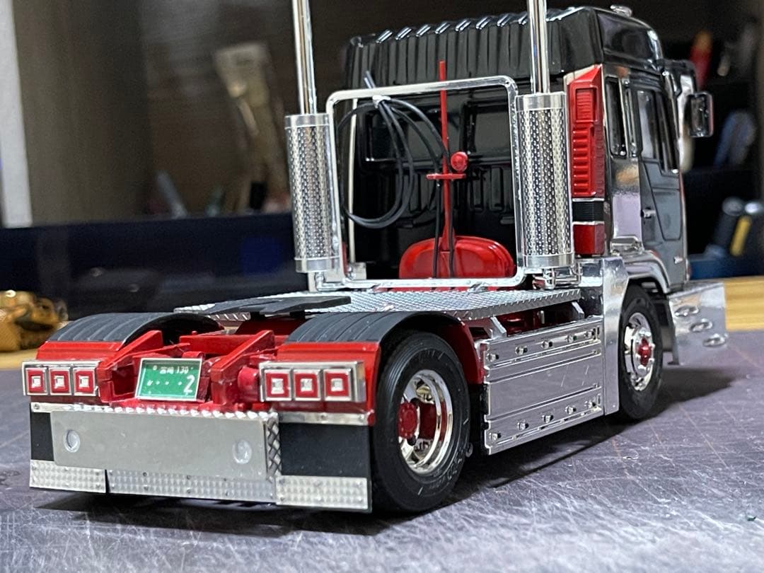 デコトラ‼️1/32 アオシマ製★プロフィア・トレーラーヘッド★完成品★