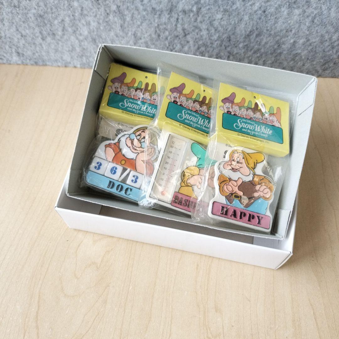 【レア】ファンタジーアミューズ ディズニー 日めくり、温度計、クリップ
