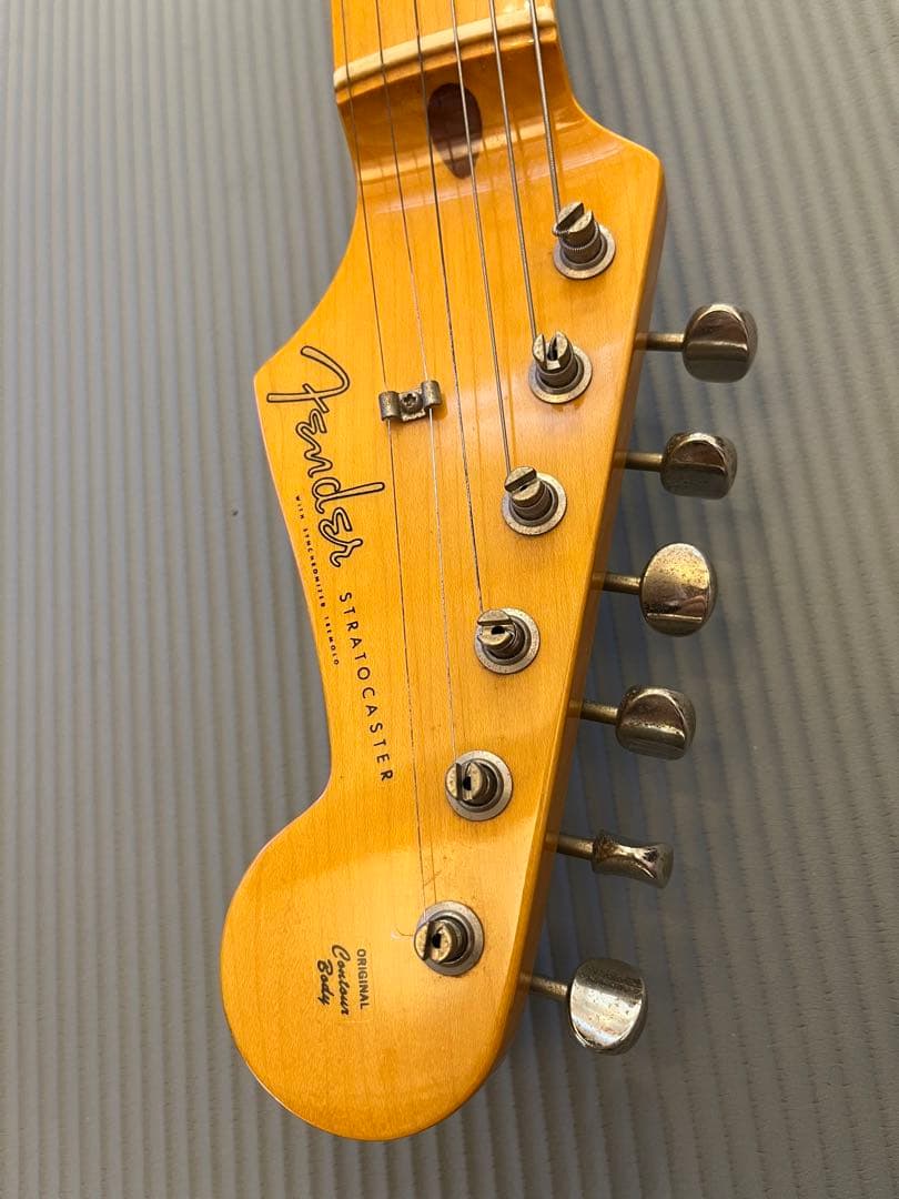 Fender ストラトキャスター