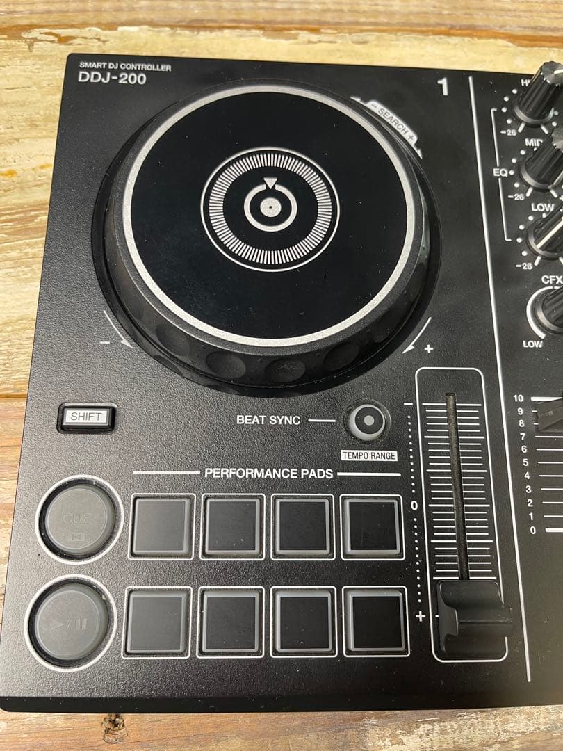 ボ*ん様 Pioneer DJ DDJ-200 スマートDJコントローラー【未使