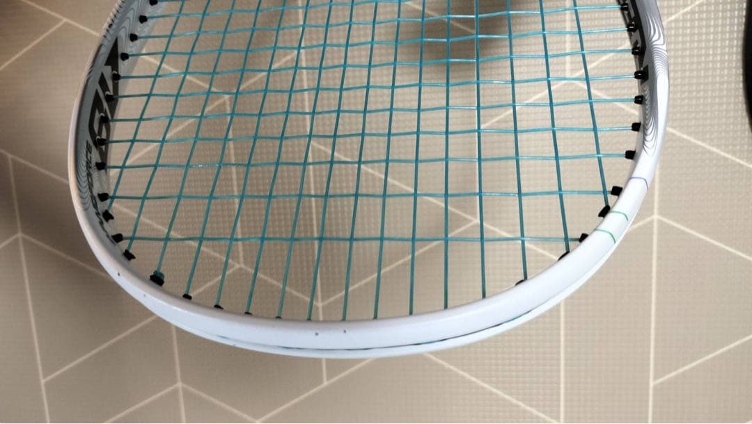 YONEX ナノフォース8V