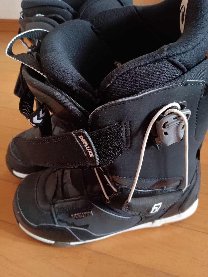 スノーボードブーツ ブラック　DEELUXE 26.5