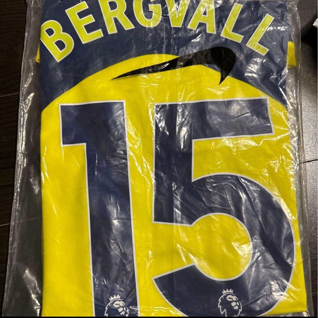 希少　トッテナム・ホットスパー　サードユニフォーム　15番ルーカスベリヴァル