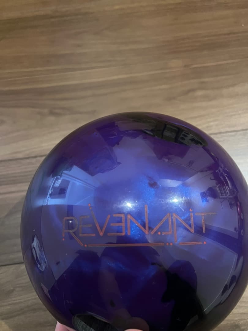 レヴェナント　ボウリングボール 紫