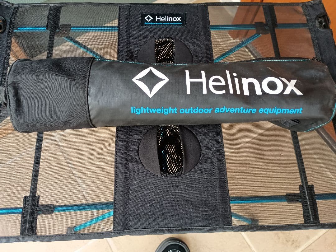 Helinox アウトドアテーブル 軽量
