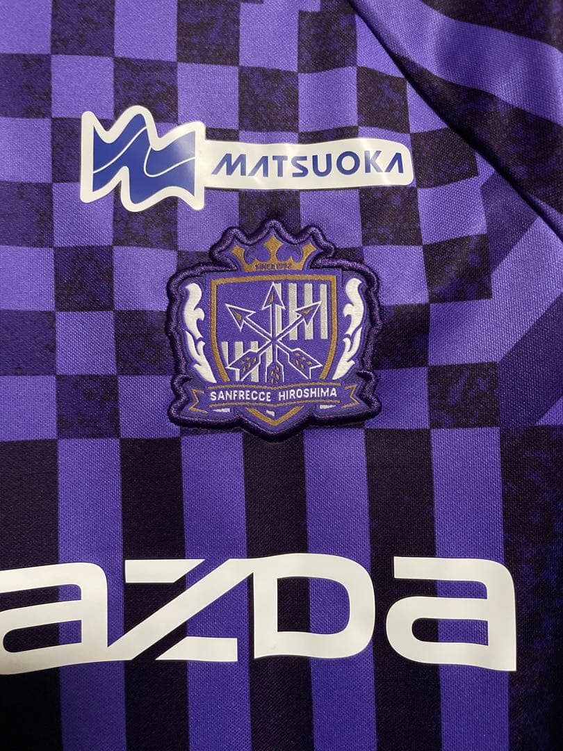 サンフレッチェ広島　2023トレーニーングシャツ　新品　Mサイズ　加藤陸次樹