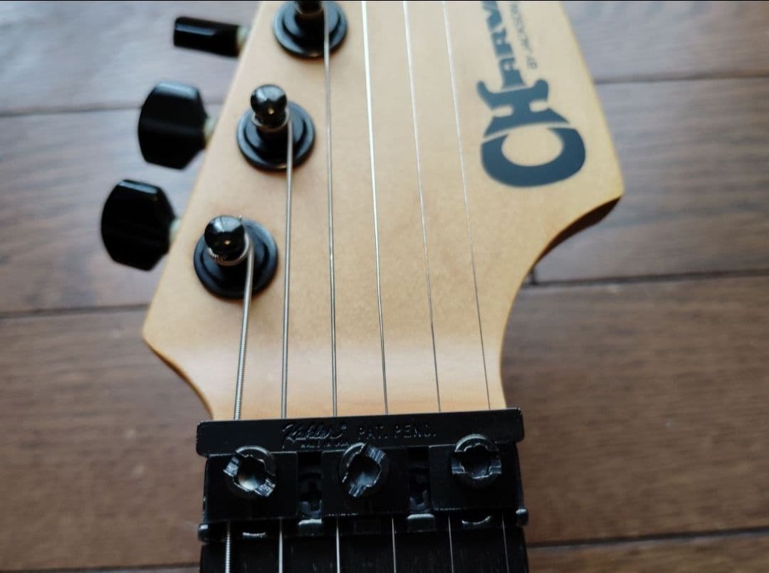 Chavel by Jackson Dinkyタイプ