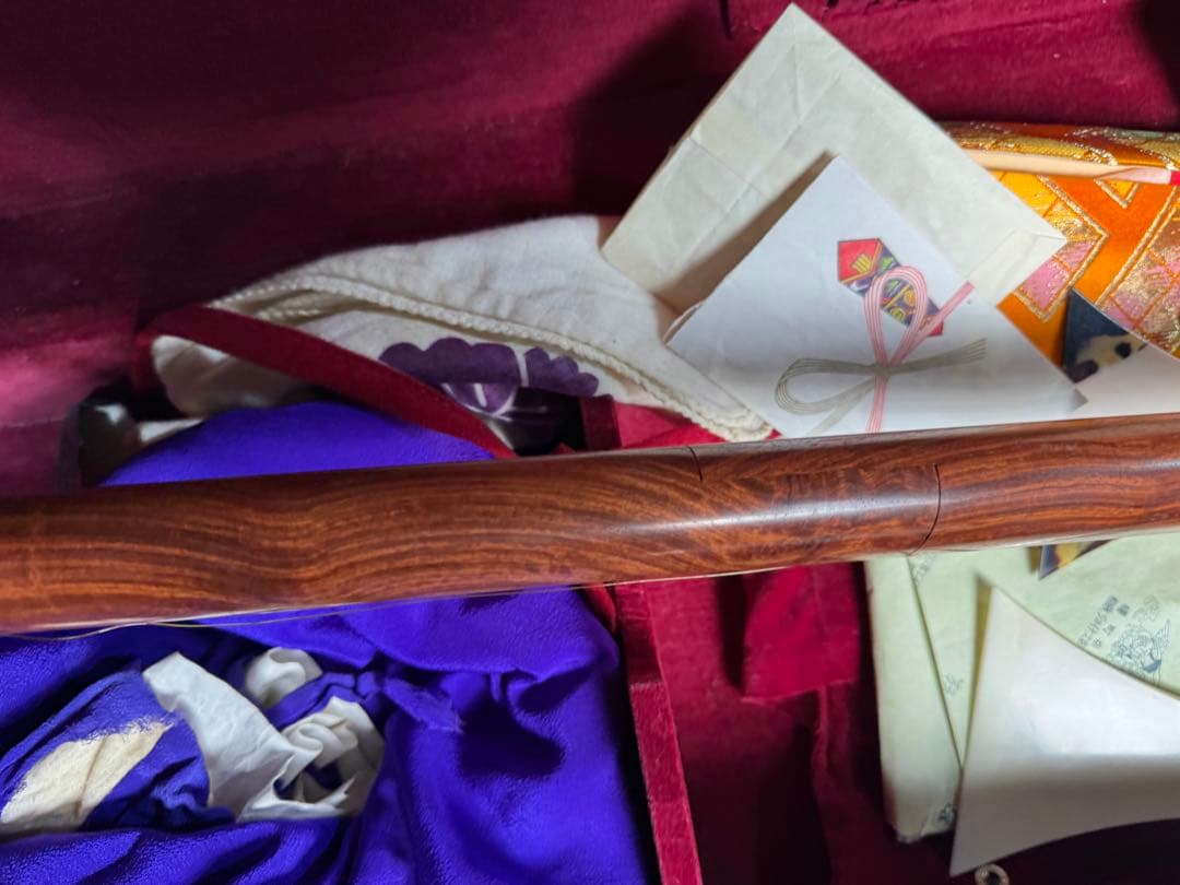 5-津軽三味線?　高級糸巻き 紅木？ハードケース&付属