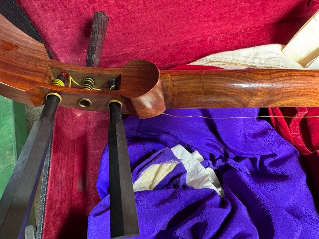 5-津軽三味線?　高級糸巻き 紅木？ハードケース&付属